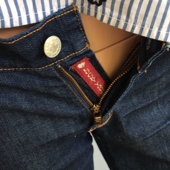 Lucky Brand Boot Jeans - Picture 4 of 13